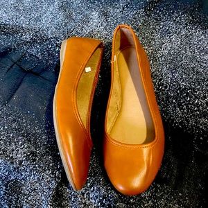 New with out tags women’s flats